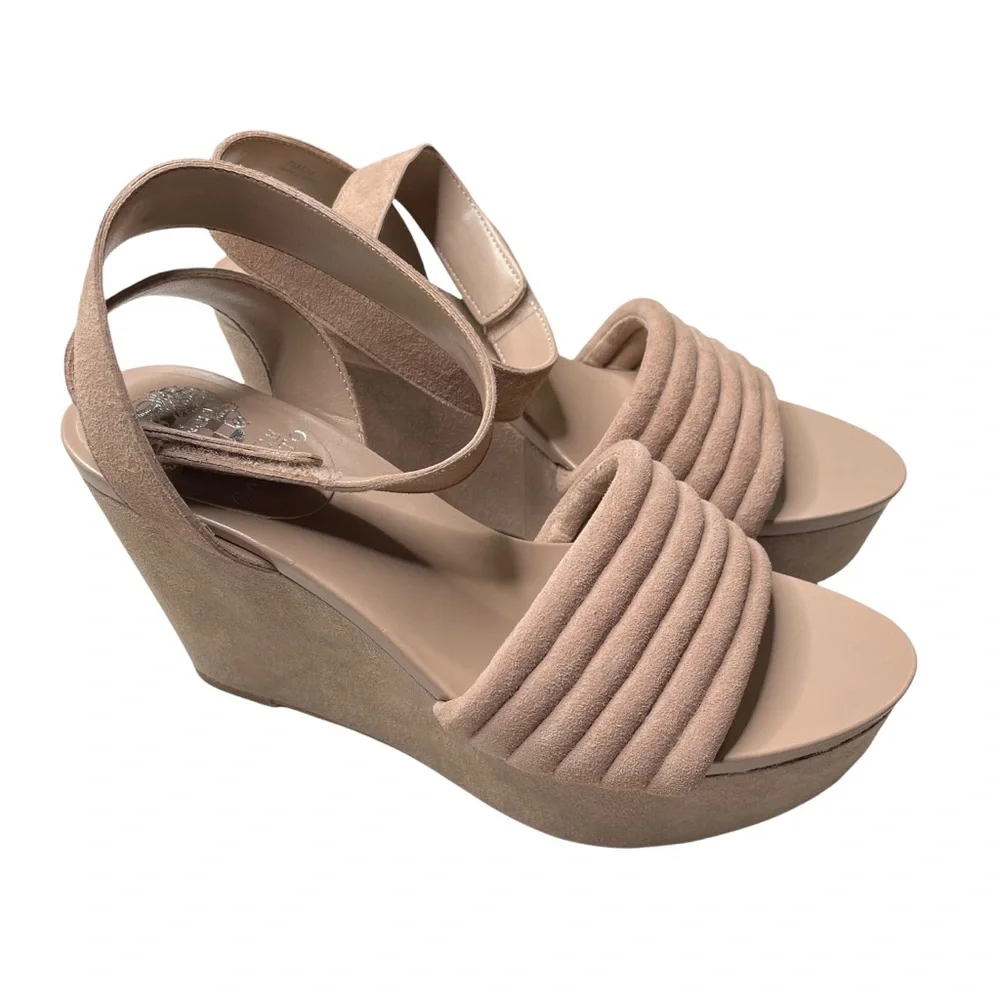 Vince Camuto Size 7 1/2 M